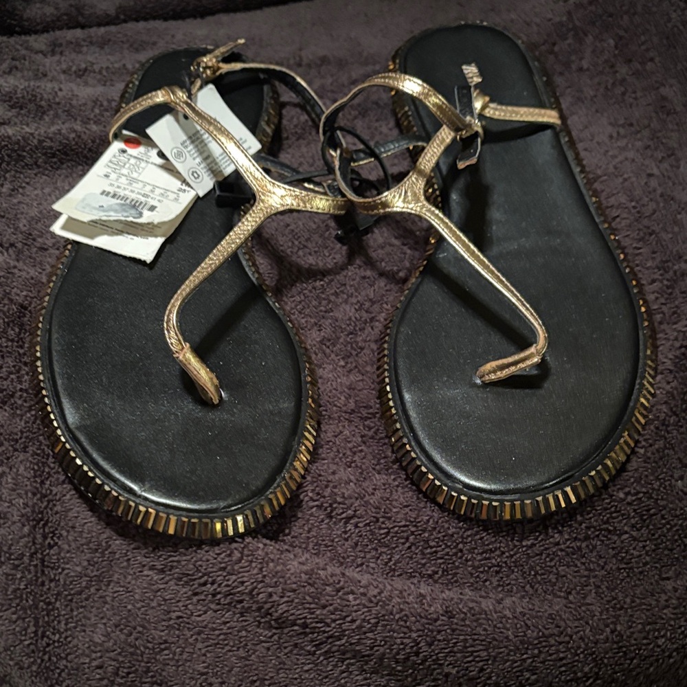 Zara Gold and Black Sandals - Picture 1 of 3